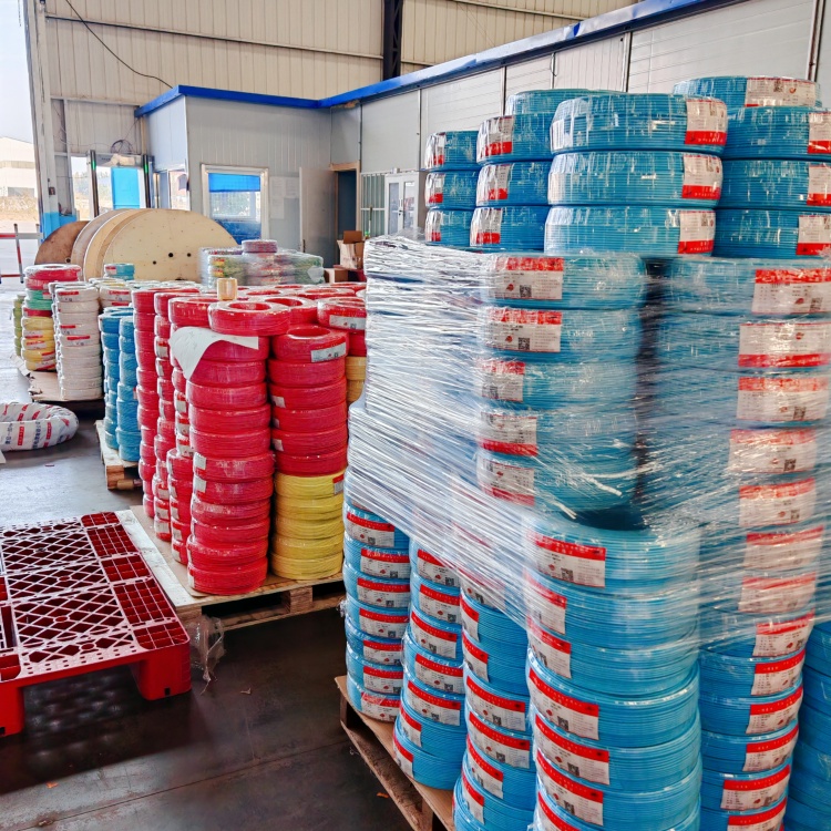 裝修電線(xiàn)怎么選？?jī)?nèi)行人看這幾個(gè)地方就夠了